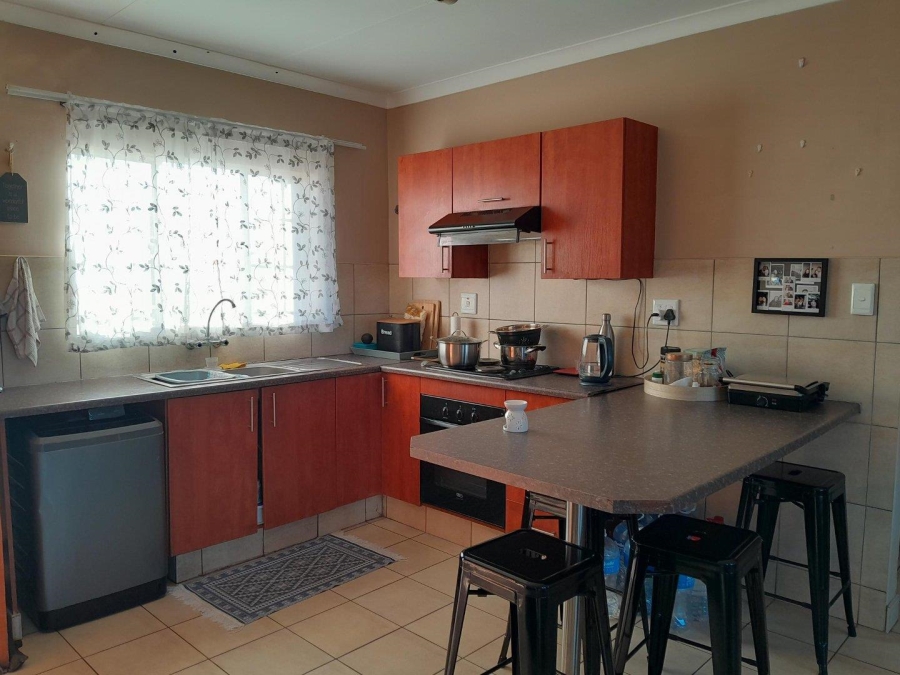 2 Bedroom Property for Sale in Kathu Northern Cape